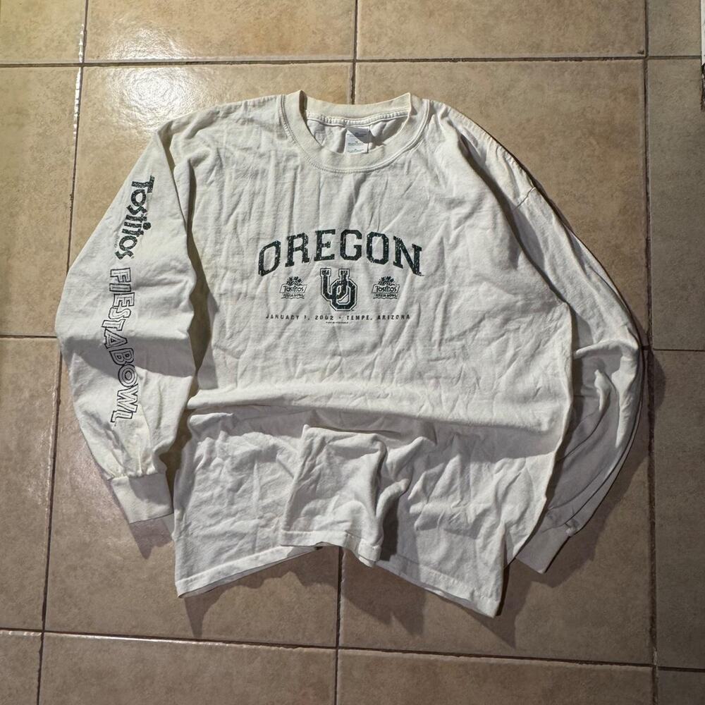 2000s oregon ducks long sleeve white tee Size XL in Mens